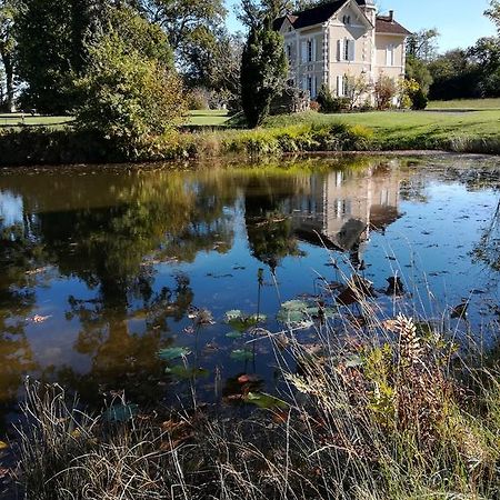 Castel La Bergerie Bed and Breakfast Laglorieuse Buitenkant foto