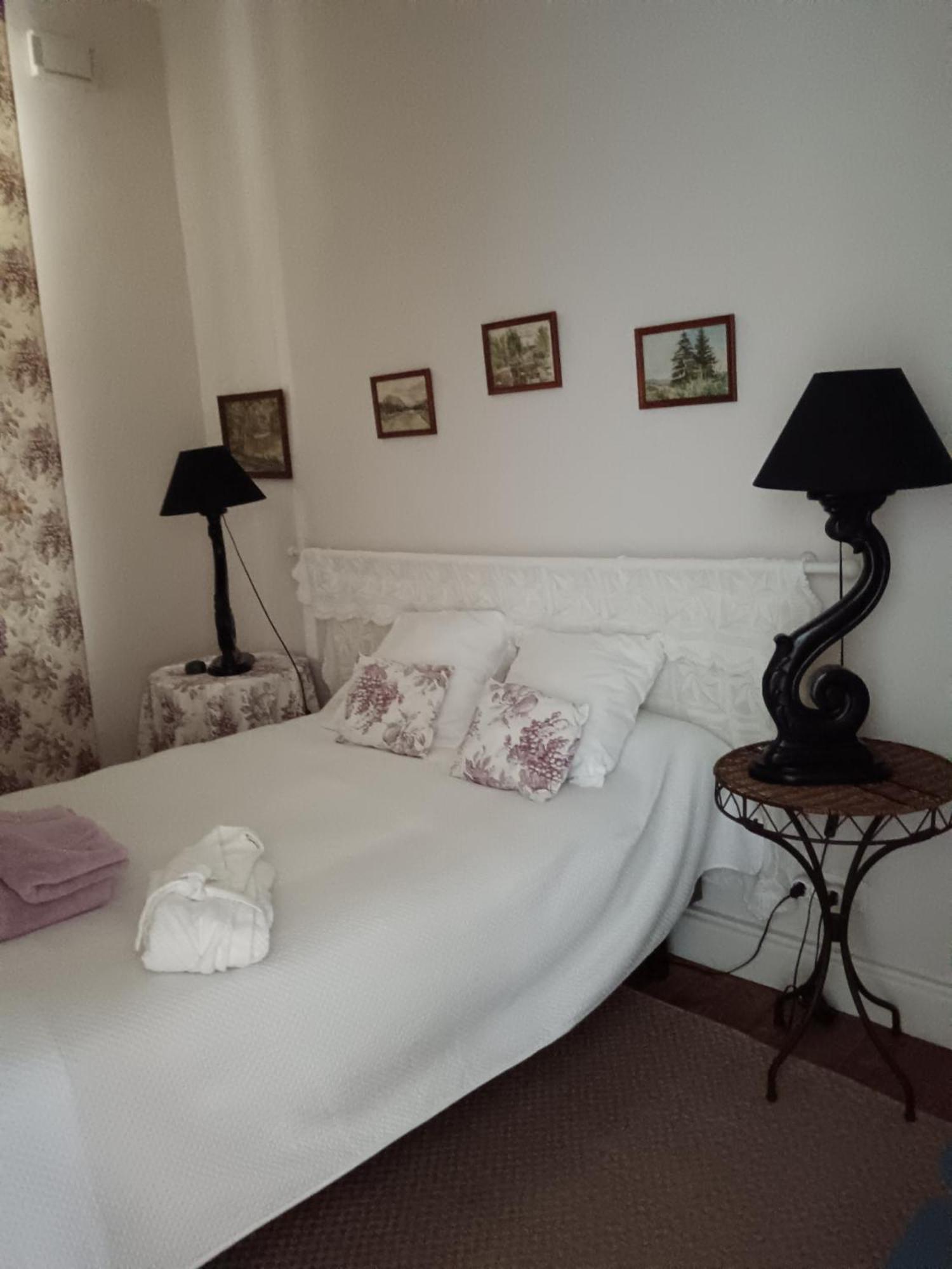 Castel La Bergerie Bed and Breakfast Laglorieuse Buitenkant foto