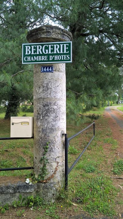 Castel La Bergerie Bed and Breakfast Laglorieuse Buitenkant foto